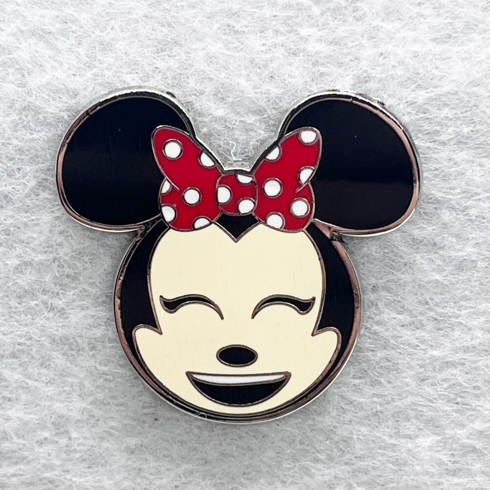 🔮 5/$25 Disney Minnie Mouse Smiling Emoji‎ Pin